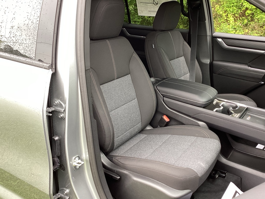 2026 GMC Acadia Elevation - Photo 17