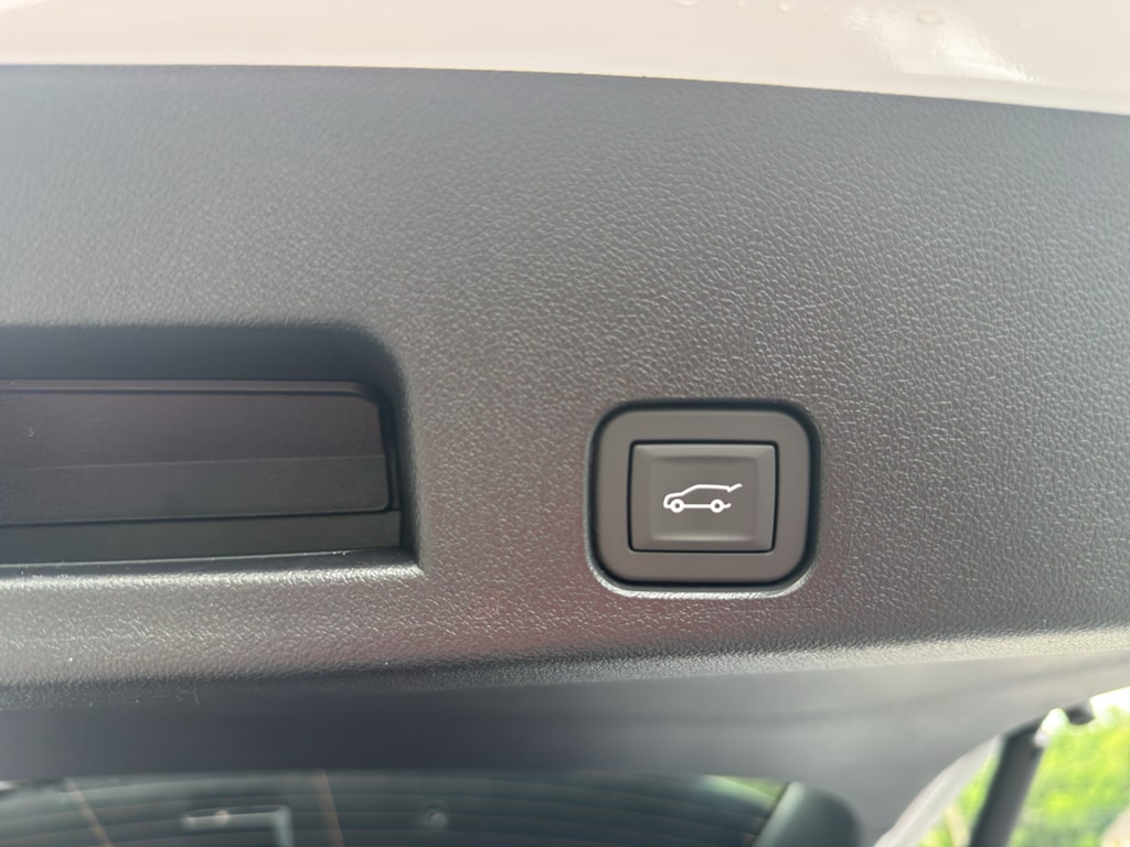 2026 GMC Acadia Elevation - Photo 24