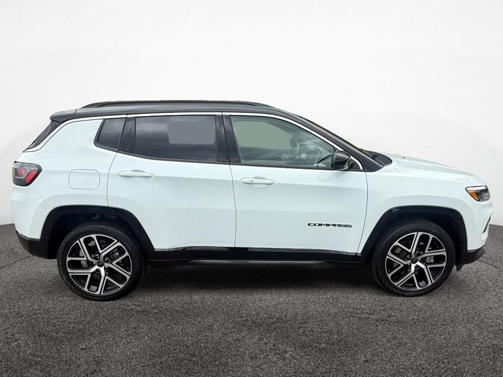 Used 2025 Jeep Compass Limited