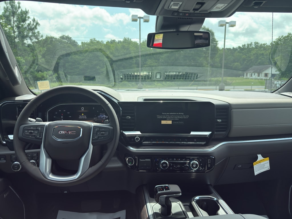 2026 GMC Sierra 1500 SLT - Photo 9