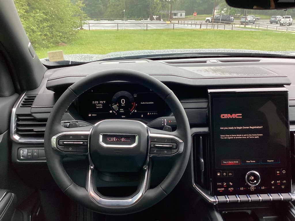 2026 GMC Acadia Elevation - Photo 9