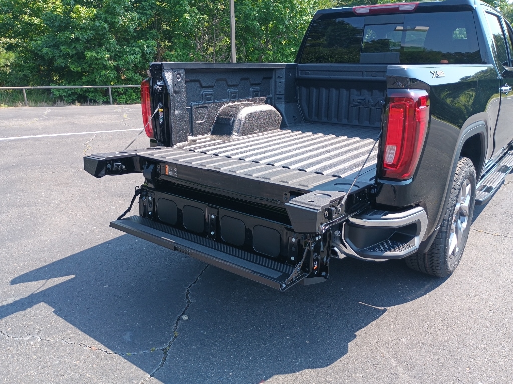 2026 GMC Sierra 1500 SLT - Photo 19