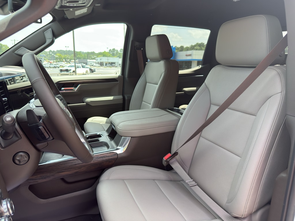 2026 GMC Sierra 1500 SLT - Photo 16