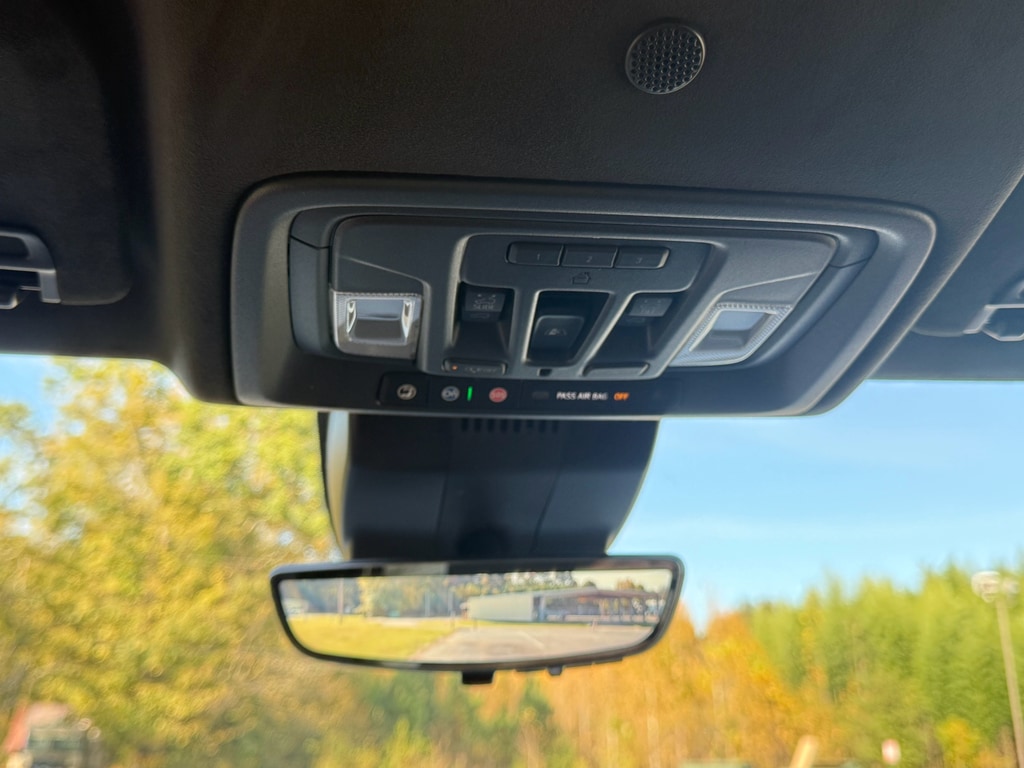 2026 GMC Sierra 1500 AT4X - Photo 18