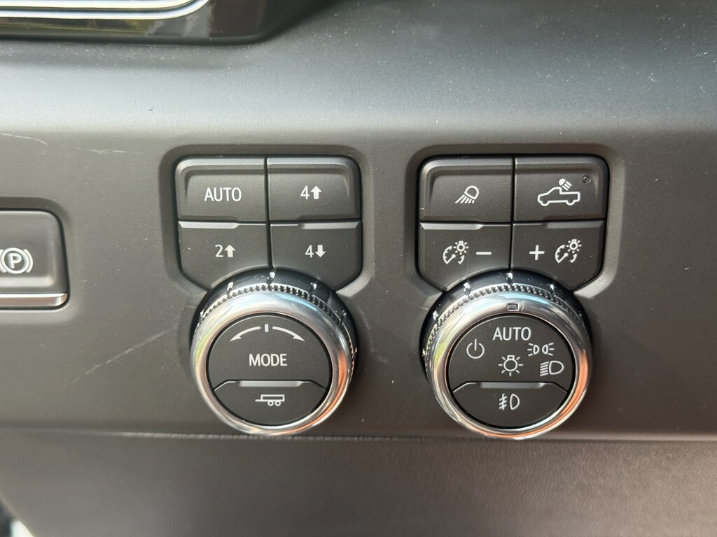 2026 GMC Sierra 1500 AT4X - Photo 14