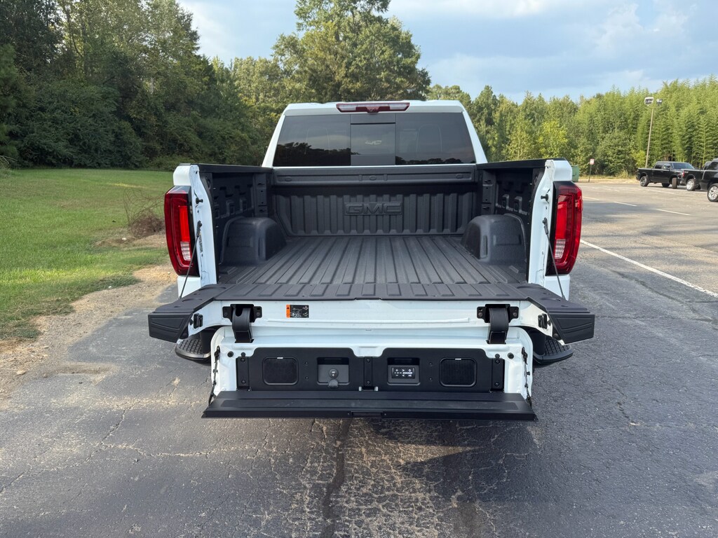 2026 GMC Sierra 1500 AT4X - Photo 23