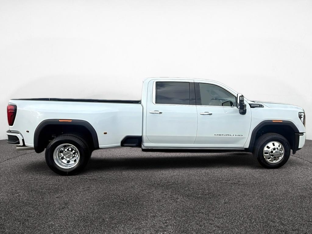 New 2026 GMC Sierra 3500 HD Denali Ultimate DRW Truck