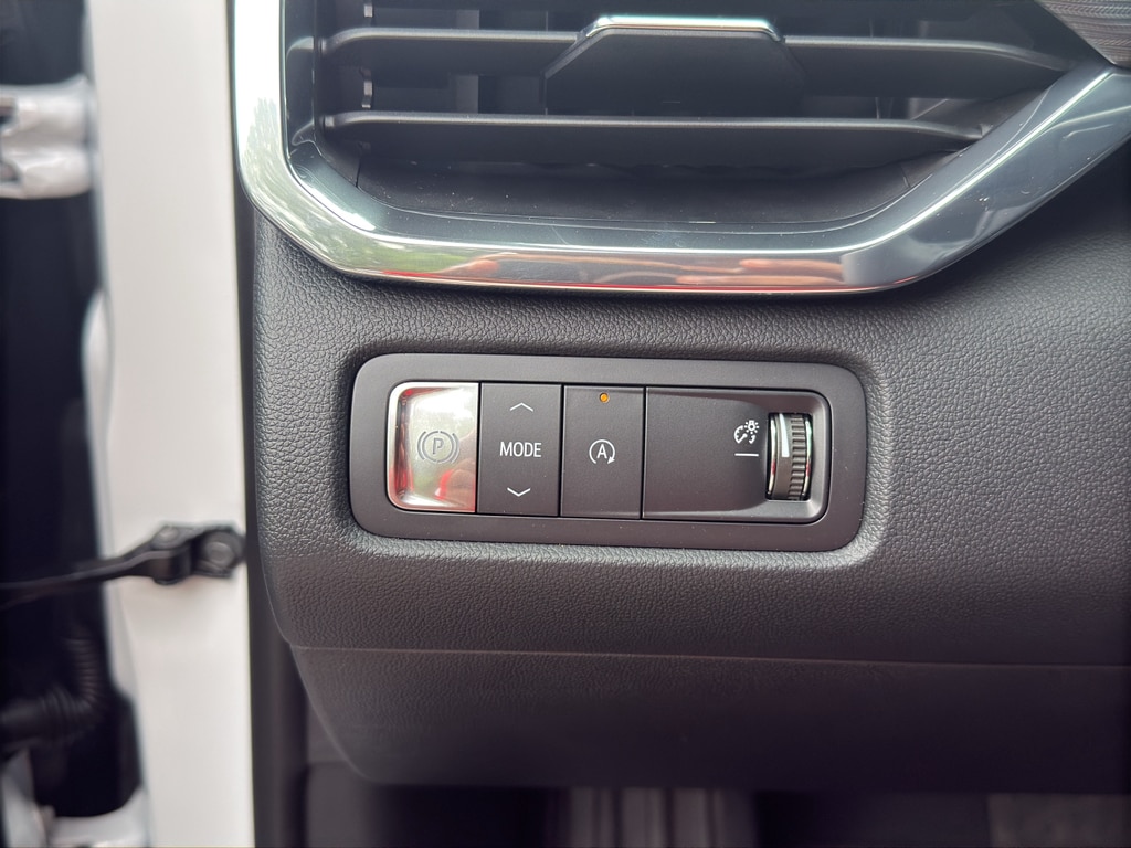 2026 GMC Acadia Elevation - Photo 12
