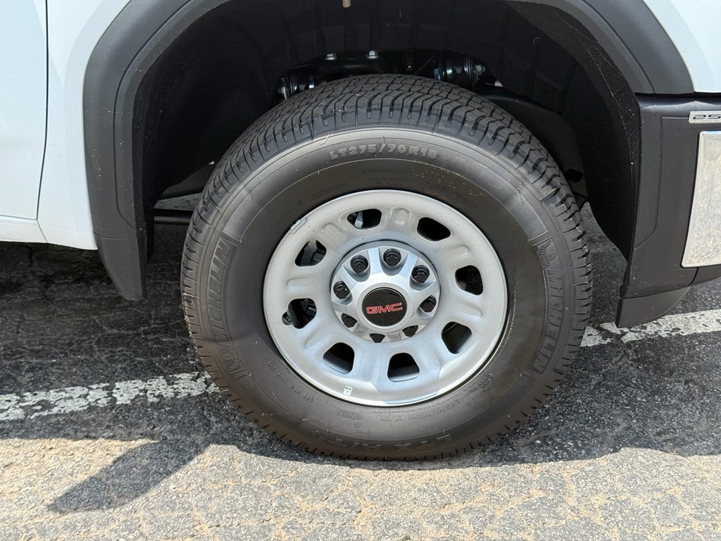 2025 GMC Sierra 2500HD Pro - Photo 29