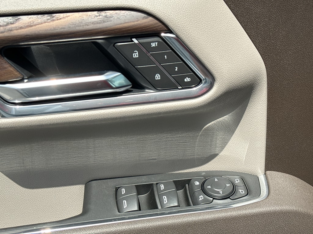 2026 GMC Sierra 1500 SLT - Photo 15