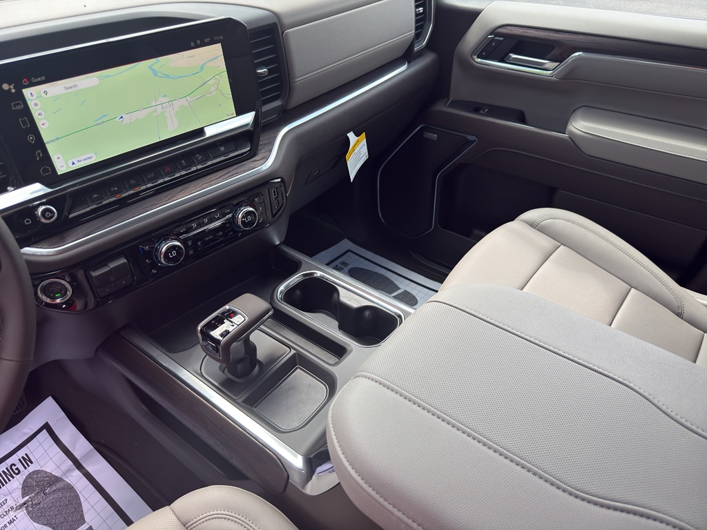 2026 GMC Sierra 1500 SLT - Photo 13