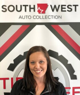 Staff member Katie House from ID_6ab4d1