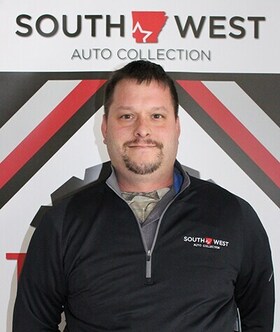 Staff member Randal Shehane from ID_1f12b6