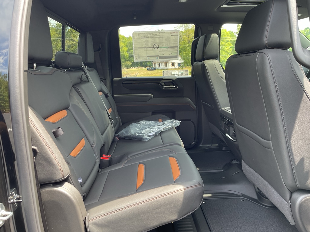2026 GMC Sierra 2500HD AT4 - Photo 19