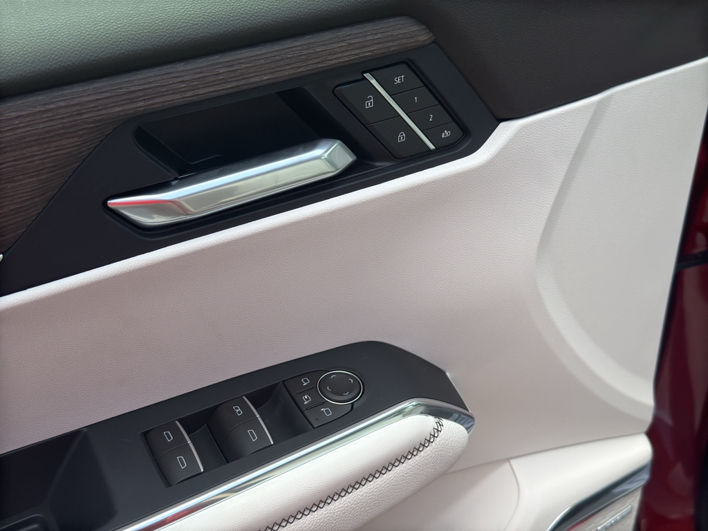 2026 GMC Acadia Denali - Photo 16