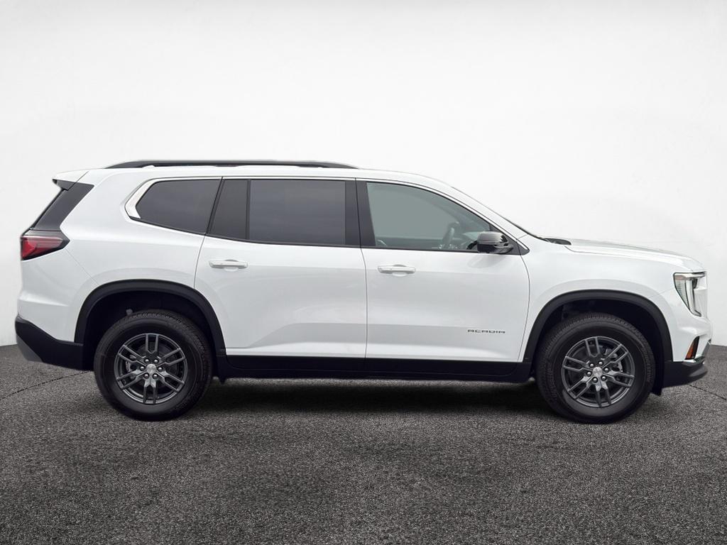 2026 GMC Acadia Elevation - Photo 3