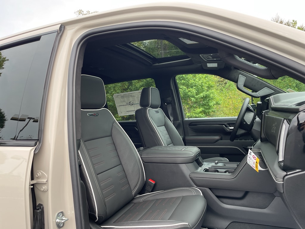 2026 GMC Sierra 2500HD AT4X - Photo 26