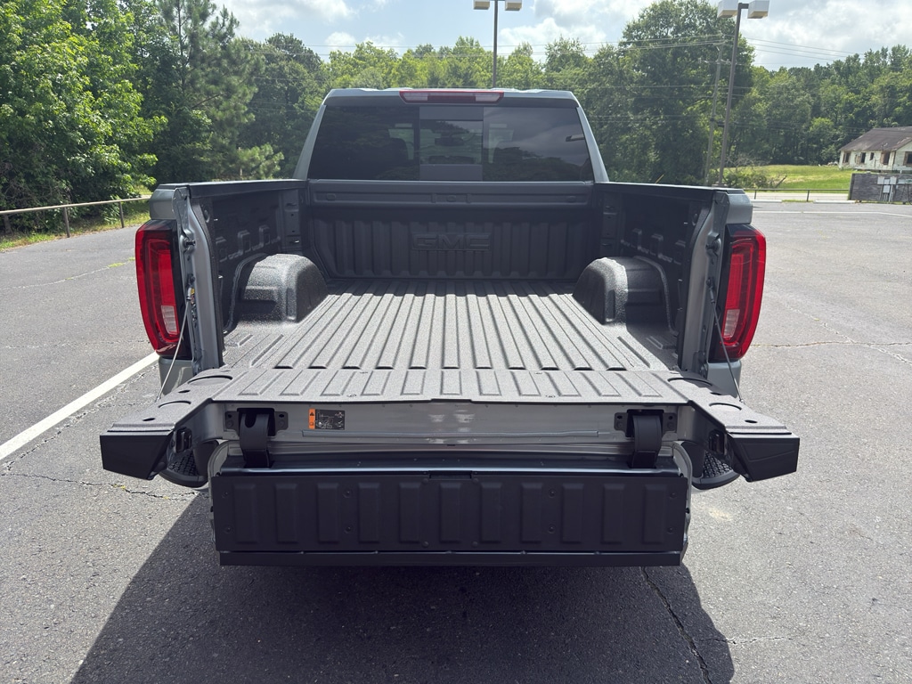 2026 GMC Sierra 1500 SLT - Photo 22