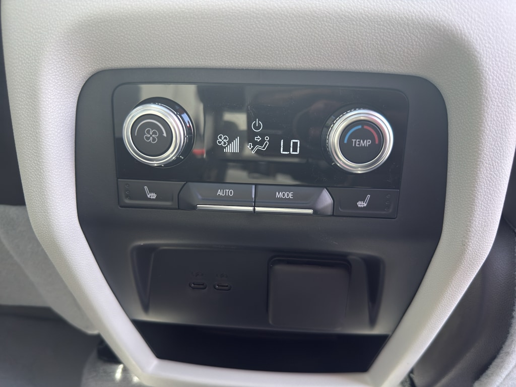 2026 GMC Acadia Denali - Photo 23
