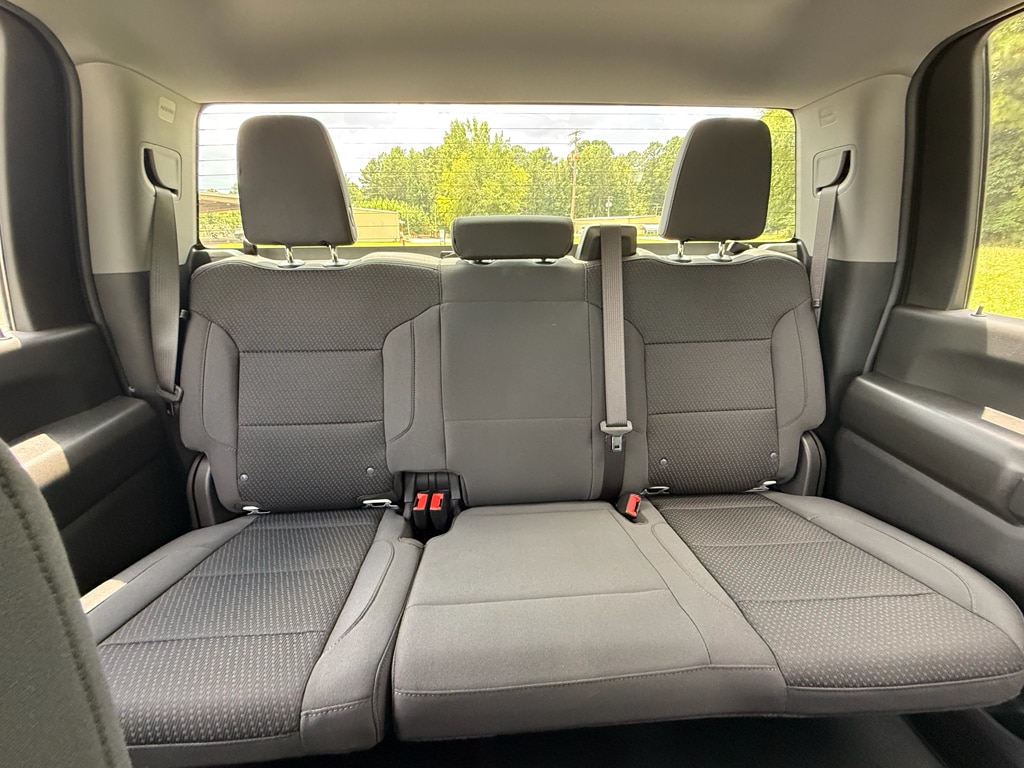 2025 GMC Sierra 2500HD Pro - Photo 19