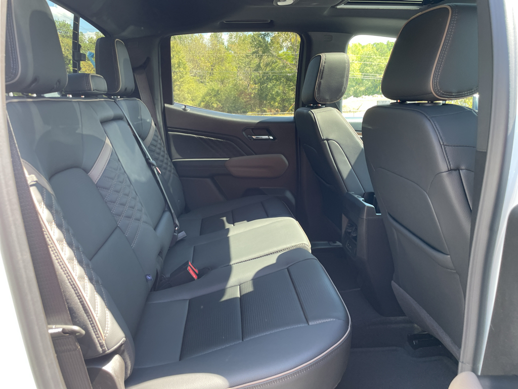 2026 GMC Canyon Denali - Photo 18