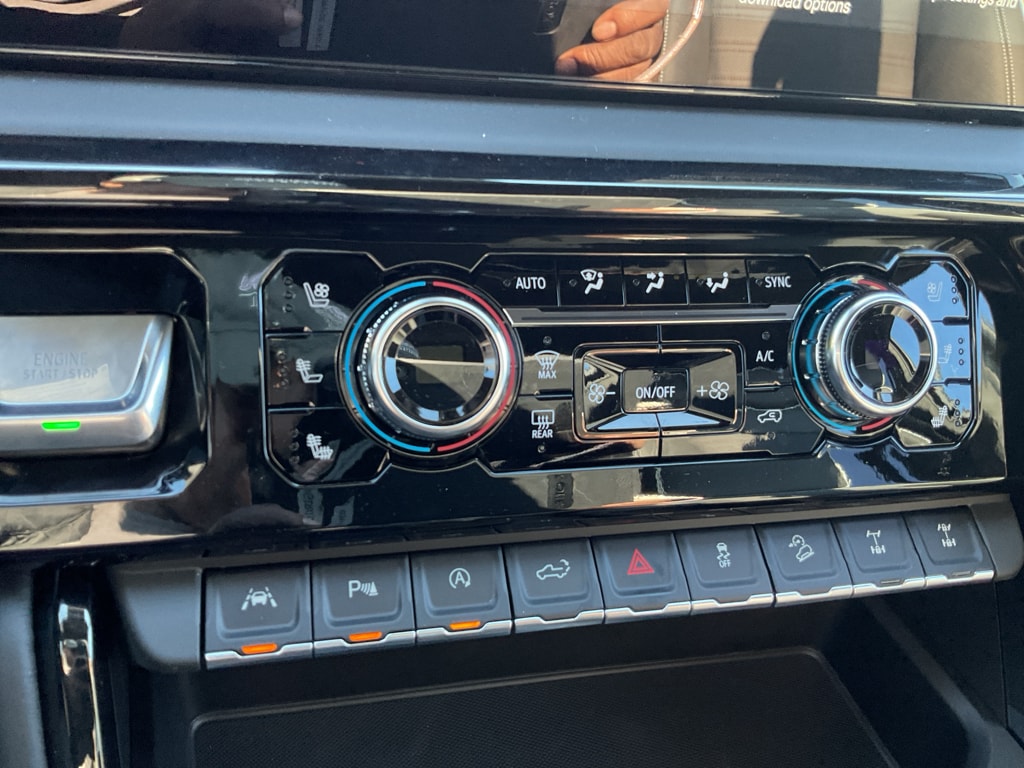 2026 GMC Sierra 1500 AT4X - Photo 20