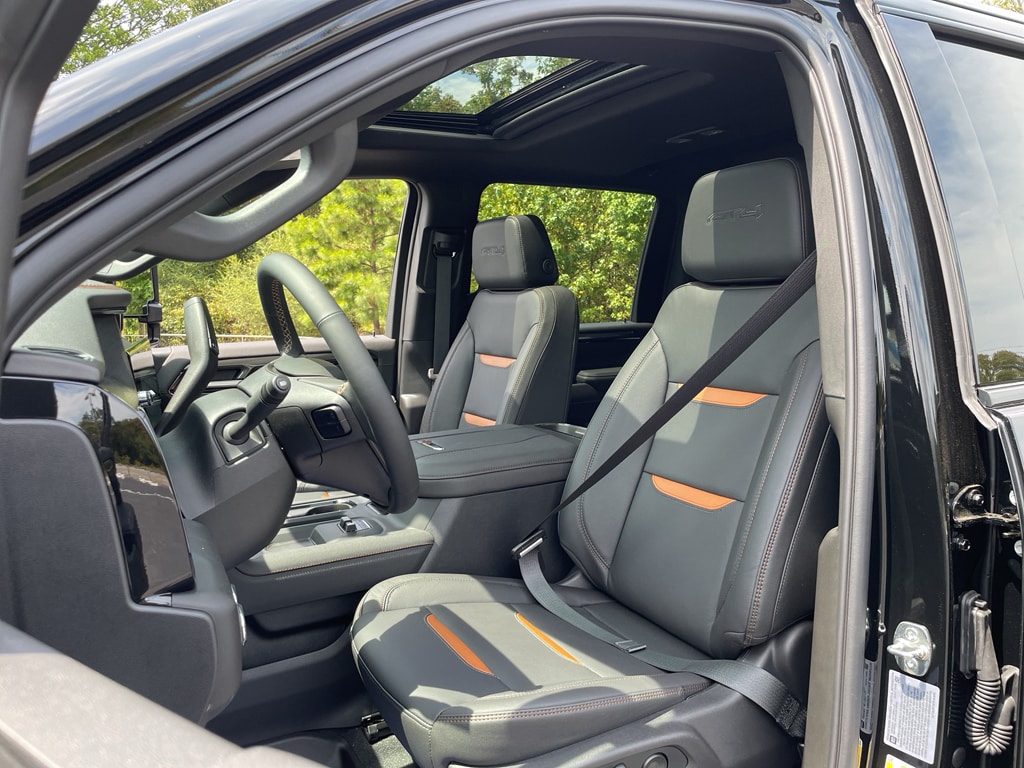 2026 GMC Sierra 2500HD AT4 - Photo 17
