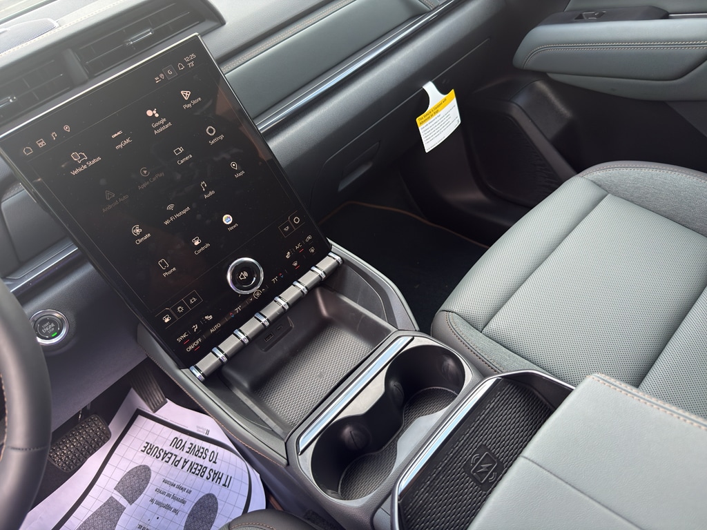 2026 GMC Terrain AT4 - Photo 12