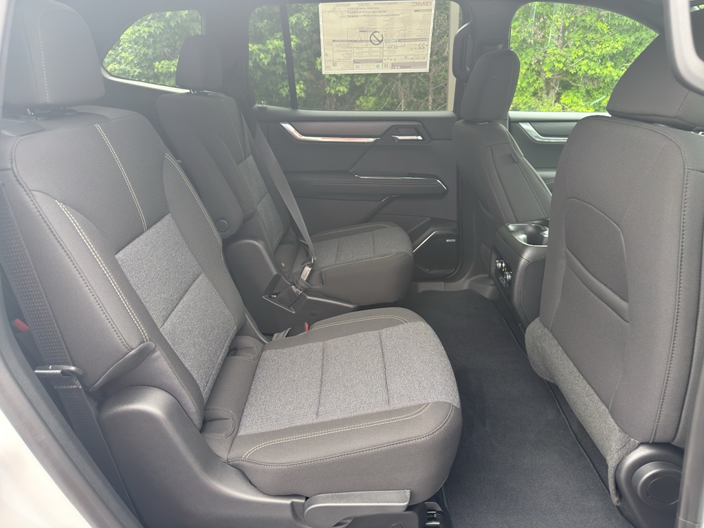 2026 GMC Acadia Elevation - Photo 19