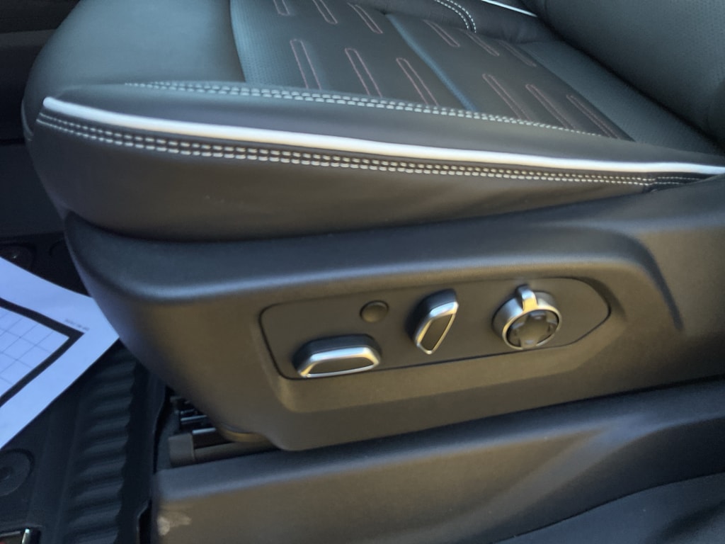2026 GMC Sierra 1500 AT4X - Photo 15