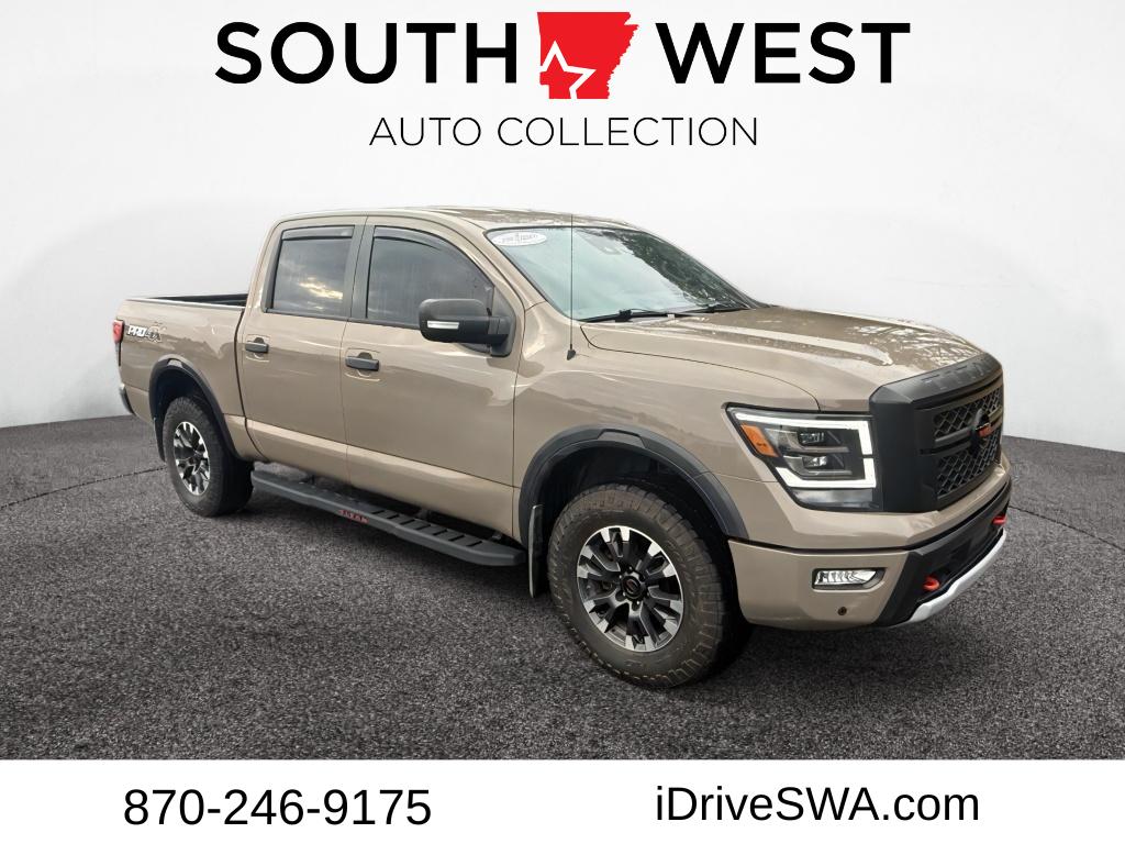 2021 Nissan Titan PRO-4X's photo