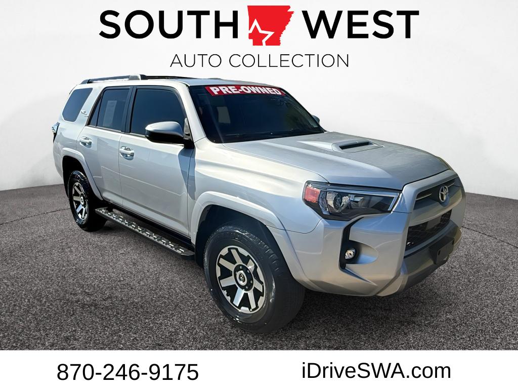 2023 Toyota 4Runner TRD Off-Road's photo