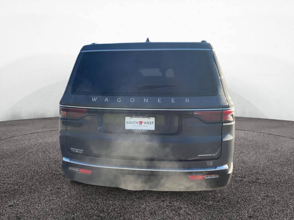 Used 2022 Jeep Wagoneer Series II Sport Utility