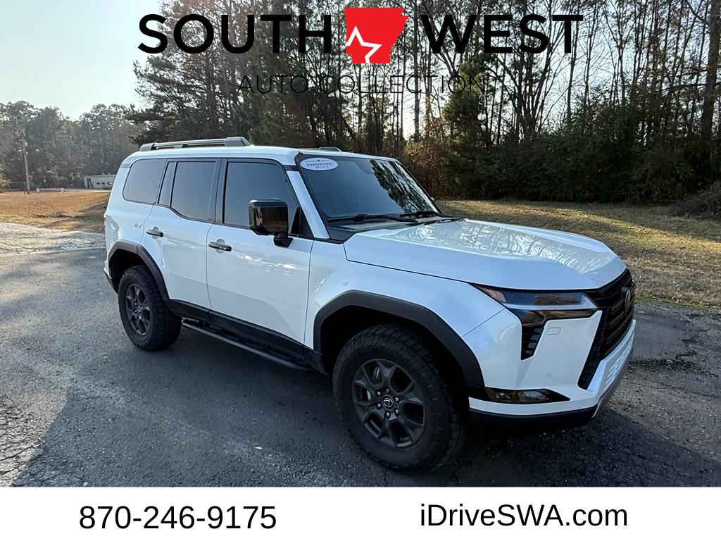 2024 Lexus GX Overtrail's photo