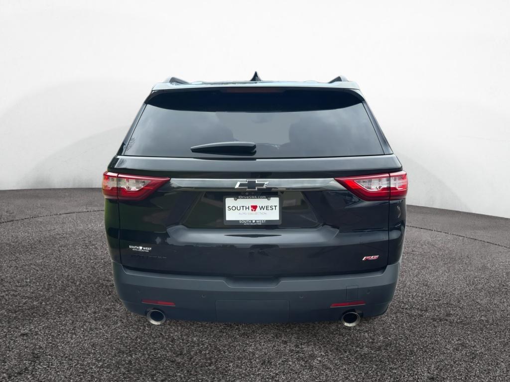 2021 Chevrolet Traverse RS photo 3
