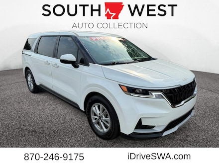 2024 Kia Carnival LX Passenger Van