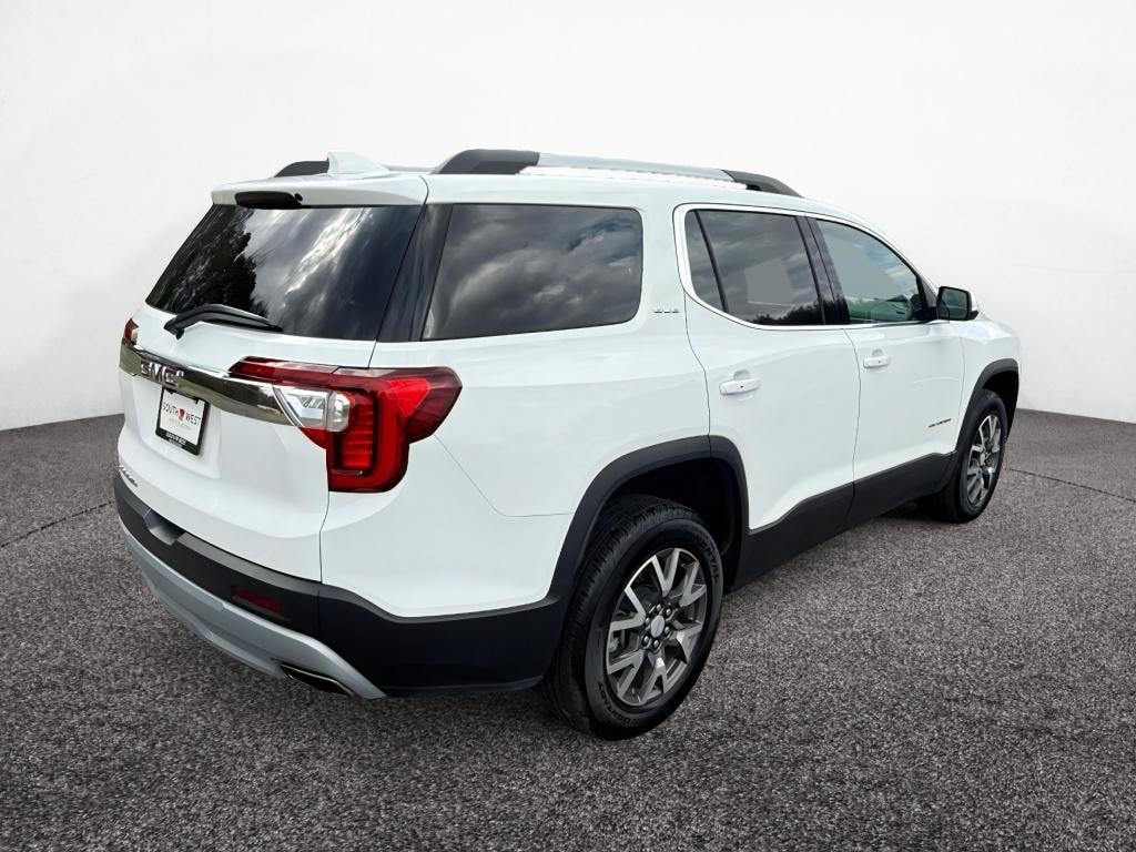 Used 2023 GMC Acadia SLE Sport Utility