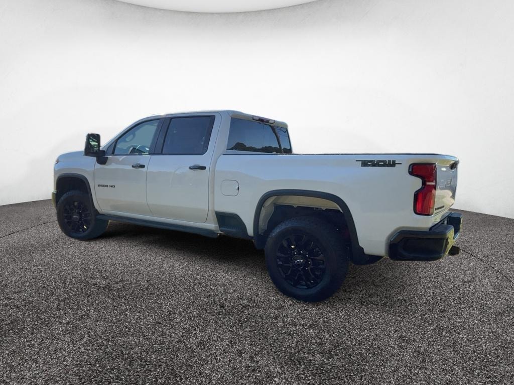 New 2026 Chevrolet Silverado LT Crew Cab