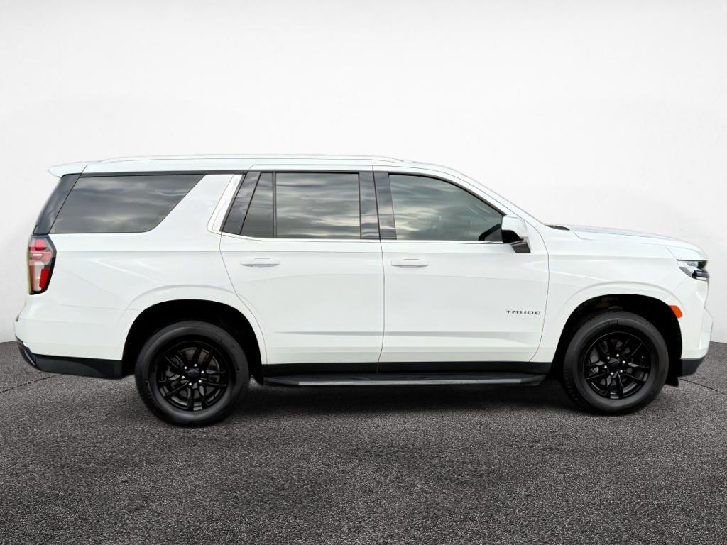 2021 Chevrolet Tahoe LT photo 2