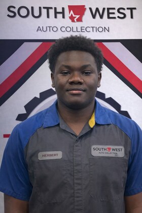 Staff member Herbert Bell from 32ef0433082f