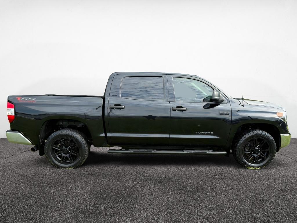 Used 2018 Toyota Tundra SR5 with VIN 5TFDY5F16JX695584 for sale in Little Rock