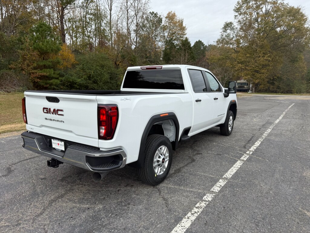 New 2026 GMC Sierra Pro Crew Cab