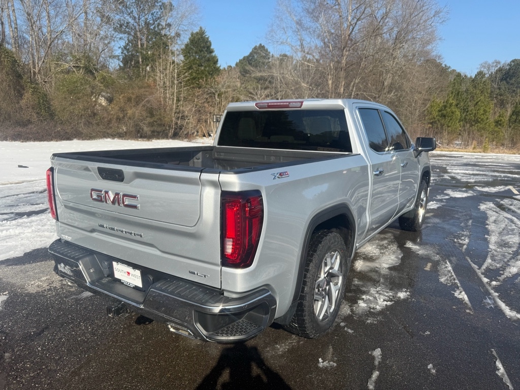 Used 2022 GMC Sierra 1500 SLT with VIN 1GTUUDEDXNZ541794 for sale in Little Rock