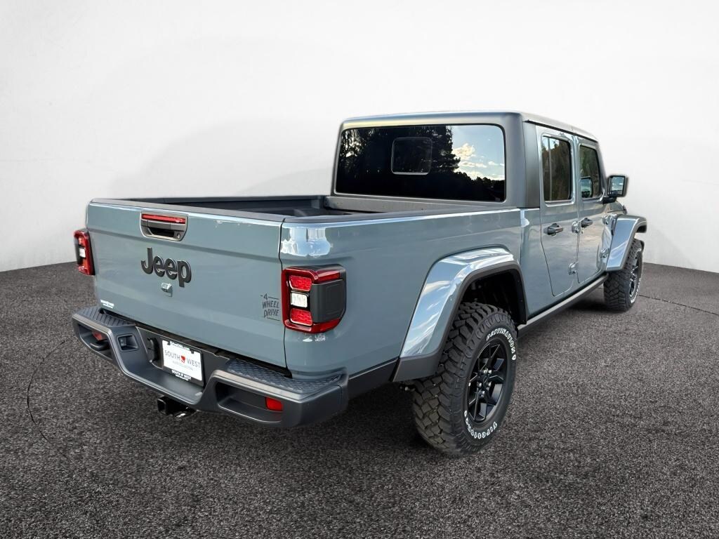 New 2026 Jeep Gladiator Willys Crew Cab