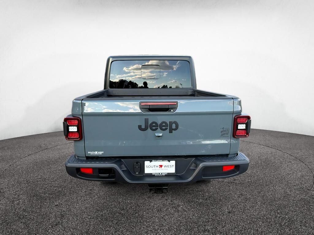 New 2026 Jeep Gladiator Willys Crew Cab