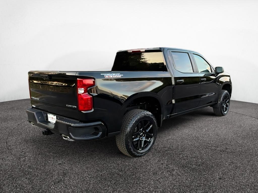 New 2026 Chevrolet Silverado Custom Trail Boss Crew Cab