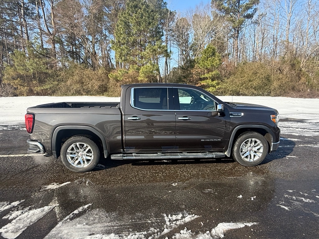 Used 2021 GMC Sierra 1500 SLT with VIN 3GTP8DED8MG136937 for sale in Little Rock