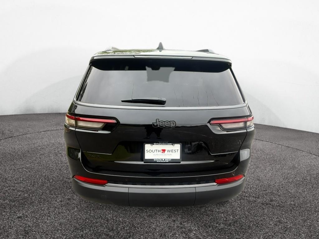 New 2026 Jeep Grand Cherokee L LAREDO ALTITUDE 4X4 Sport Utility