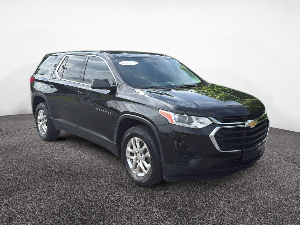 Used 2019 Chevrolet Traverse LS with VIN 1GNERFKW4KJ231018 for sale in Arkadelphia, AR
