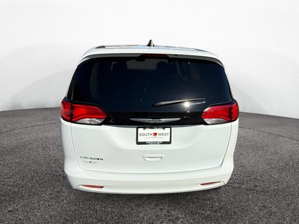 Used 2022 Chrysler Voyager LX Passenger Van
